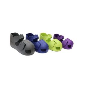 ADULT CAST SHOE